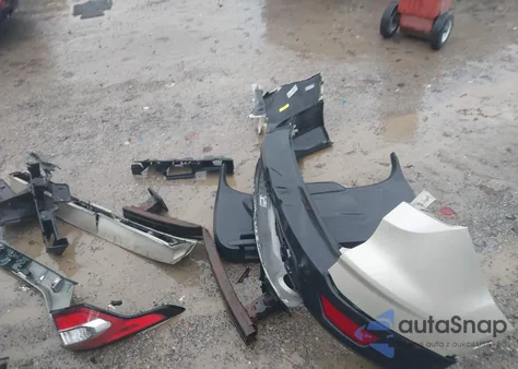 2018 Ford Escape Se z USA, uszkodzony, nr VIN 1FMCU9GD7JUC01186